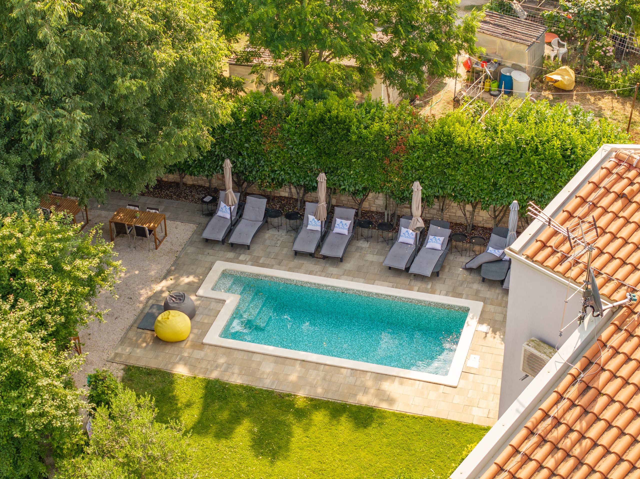 DJI_20250609153401_0092_D